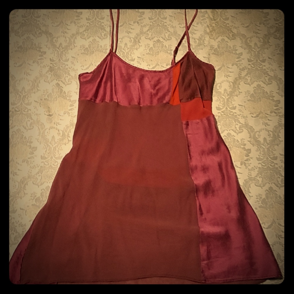 Unique VS nighty